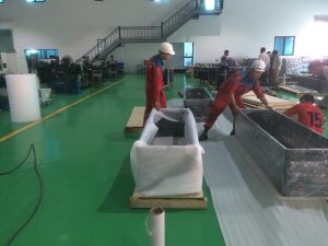 Dịch vụ đóng thùng gỗ chuyển hàng tủ điện tại KCN Phùng